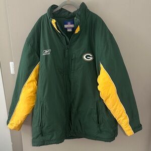 NFL Reebok Green Bay Packers green and Yellow Team quilted winter Jacket